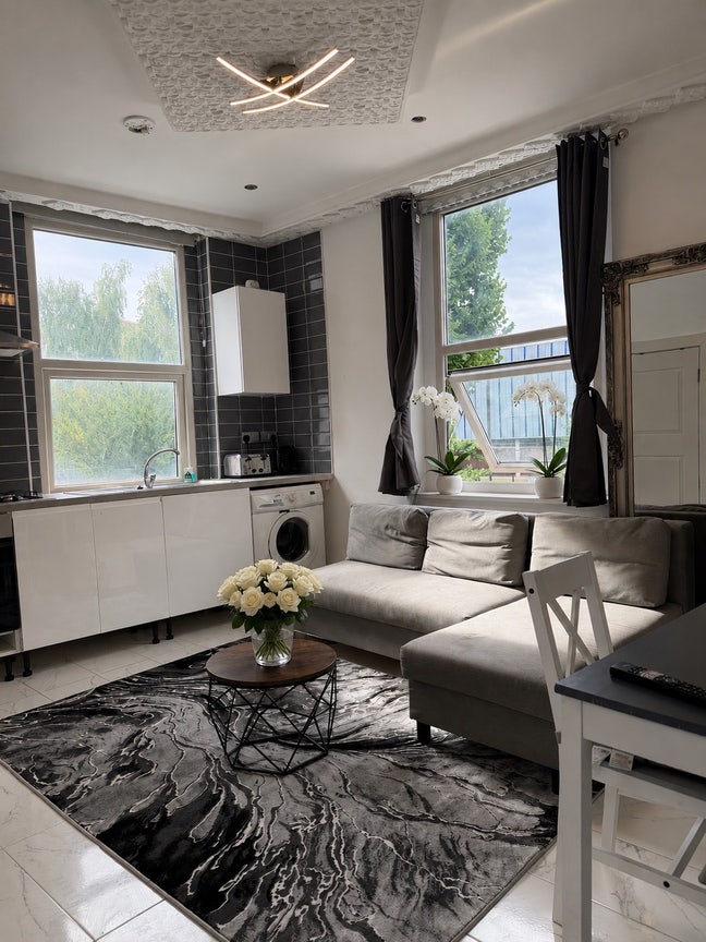 First floor one bedroom flat bell street  Main Photo