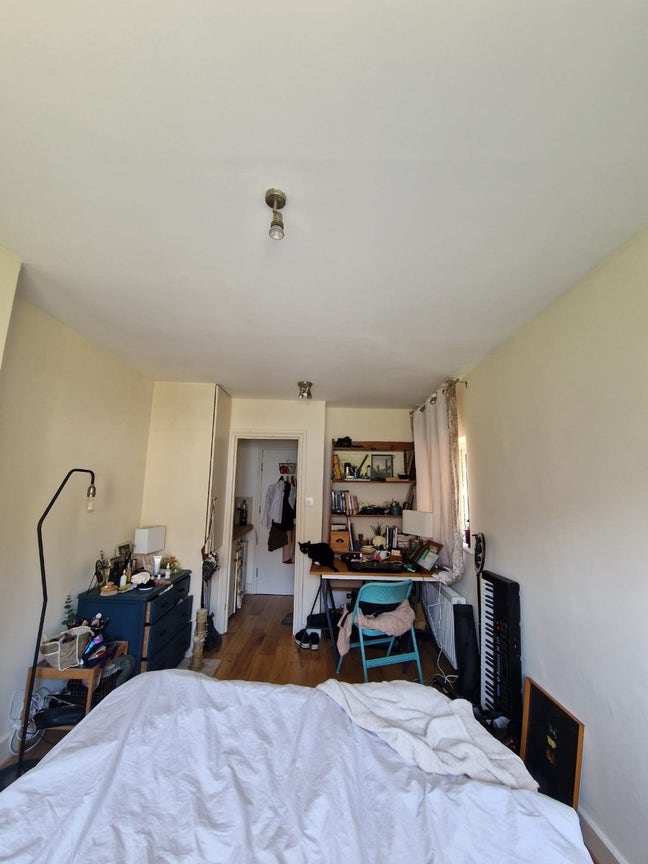 Comfortable double bedroom in Kensal Green NW10 Main Photo