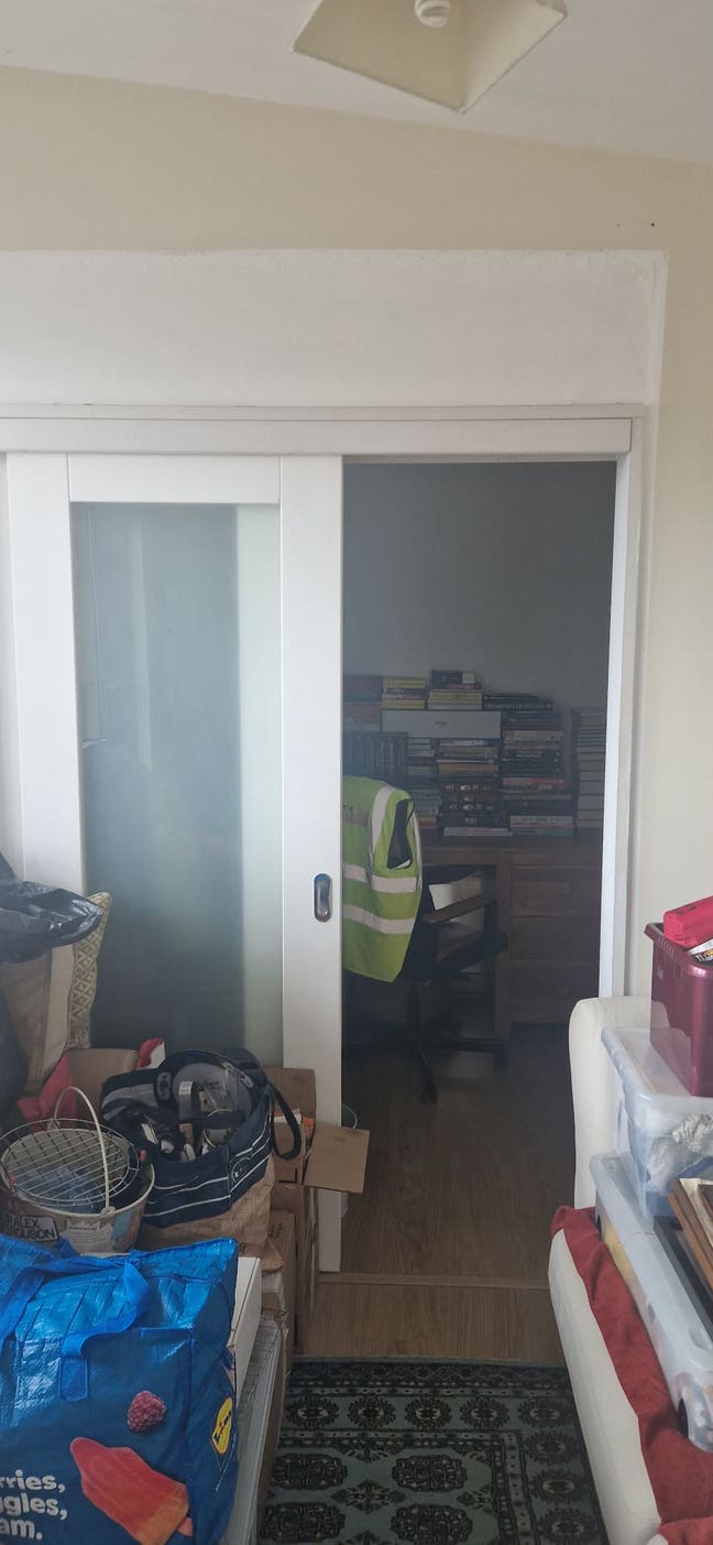 Top floor Patrick west end Flat Main Photo
