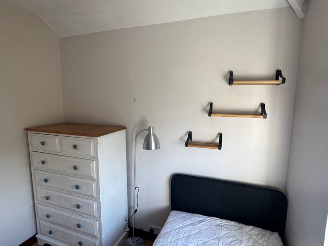 Nice Single Rm in Friendly Shared House. Bills inc Main Photo
