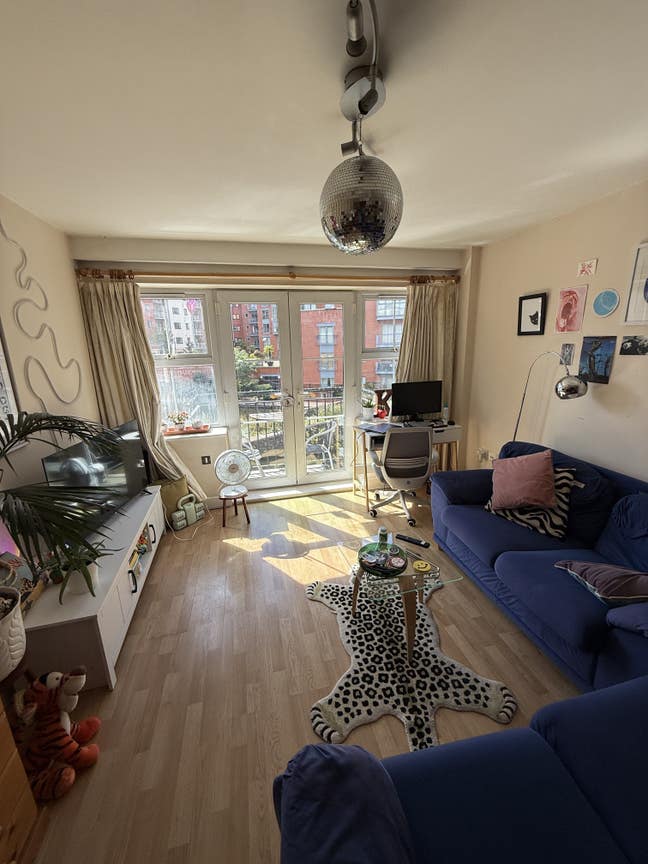 2-Bed Canal-Side Flat Near Brindleyplace ✨ Main Photo