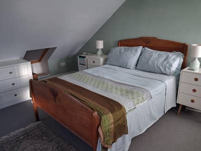 Lovely top floor ensuite double room to rent Main Photo