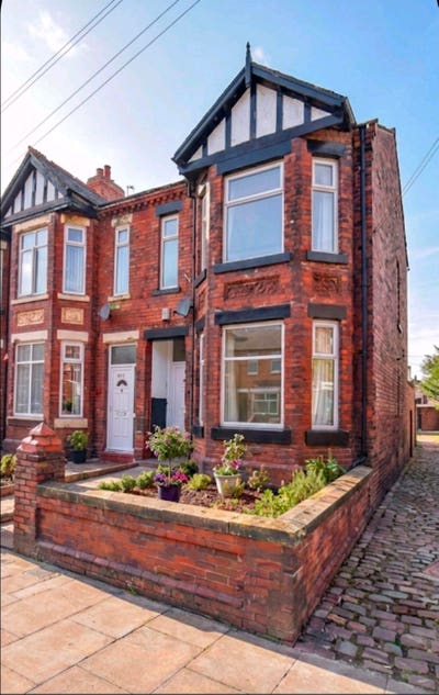 2027/28 Student House | &pound;650 Bills inc | 5 Double  Main Photo