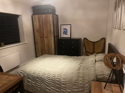 Double furnished double room available  Main Photo
