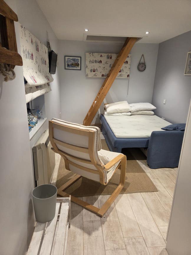 Double En Suite Annexe Close To Porton Down Main Photo