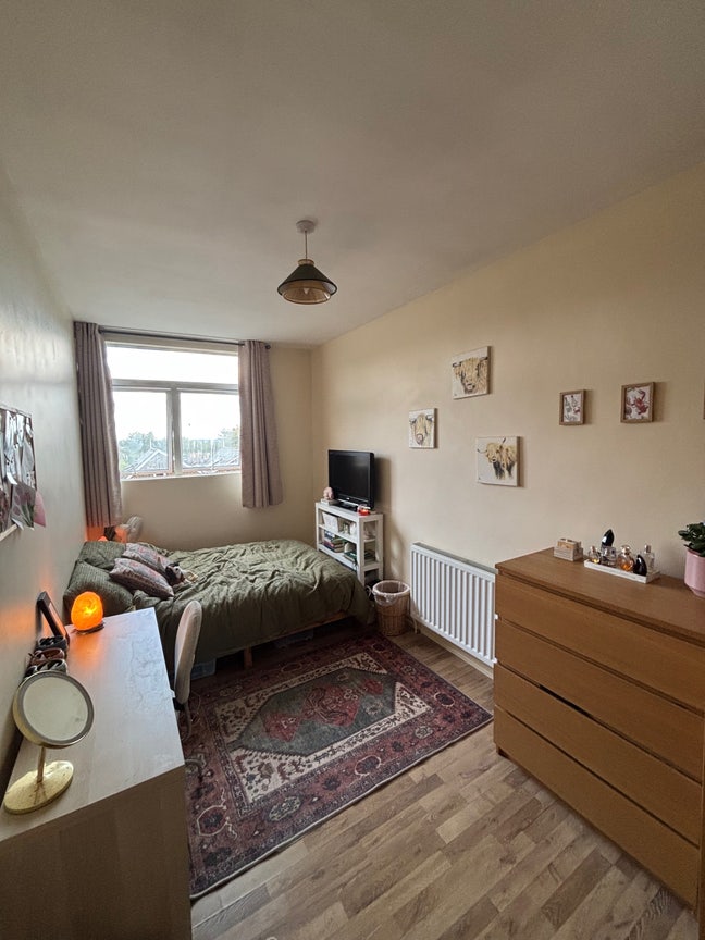 Spacious double room in Highgate✨ Main Photo