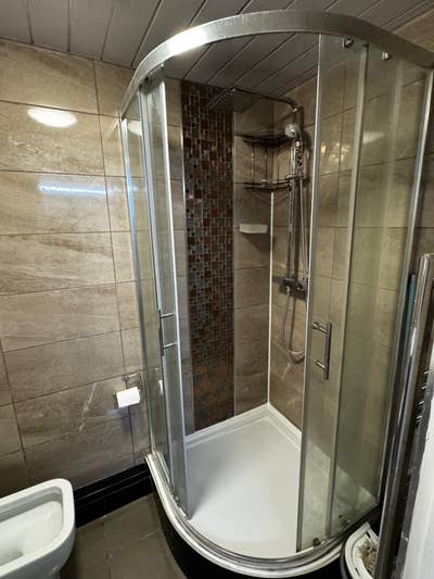 Ground Floor Single-bedroom detached house  Main Photo