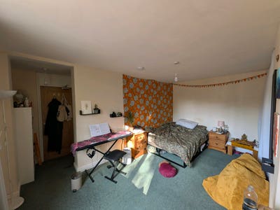 One Large Room In Cherry Hinton Main Photo