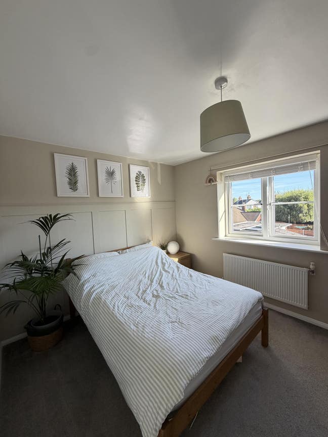 Lovely double room to rent in Sileby Main Photo
