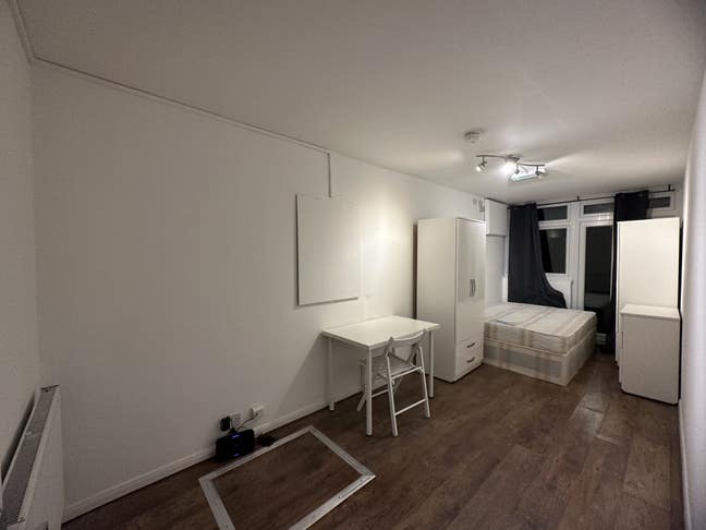 Double Ensuite + Private Garden in South Harrow Main Photo