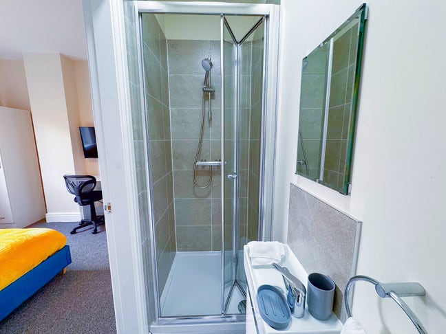 Vibrant Double Ensuite Bedrooms, Cleethorpes Main Photo