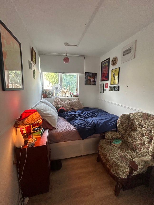 Cozy Room is gorgeous Clapton House Main Photo