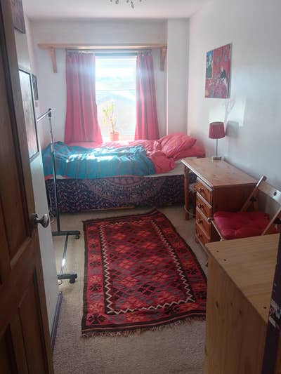 Light and quiet room in NR3 near Silver Road Main Photo