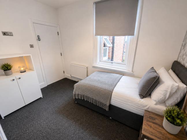 🚨 En Suite Rooms Available Now🚨 Main Photo