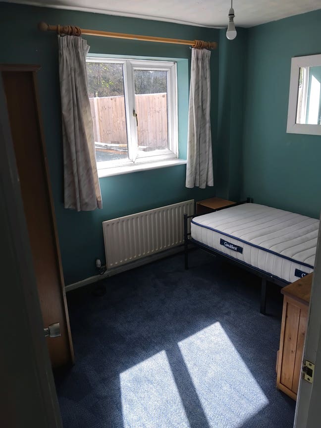 Ground-floor, rear-facing, bedroom Main Photo
