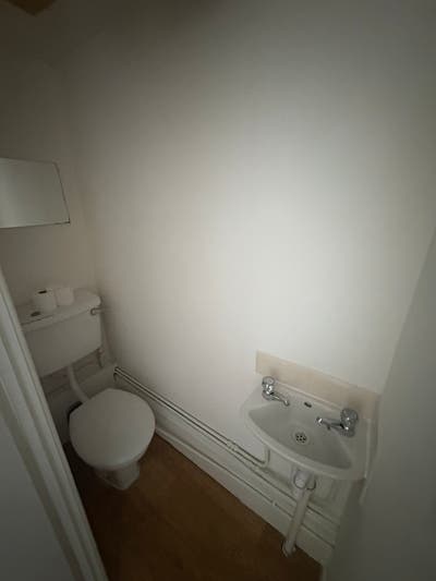Stunning Self-Contained Double Studio Main Photo