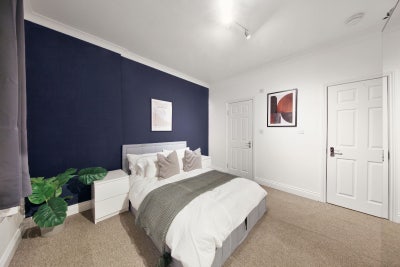 😍Simple Clean Double Room | W13🏡 Main Photo