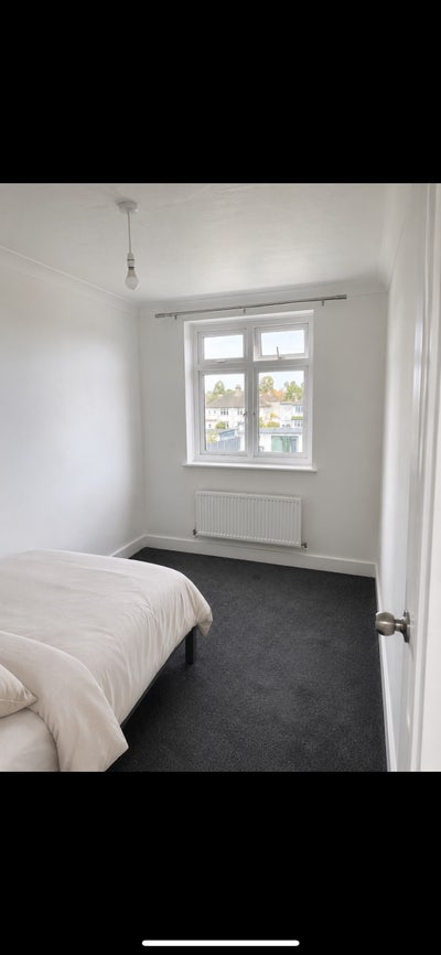Large Single Room/Small Double Bed - Norbury, Sw  Main Photo