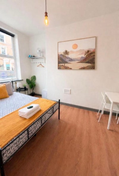 🏡 Double Rooms Available to Let in - Kilburn Main Photo