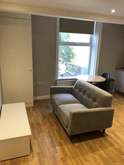 1 Bedroom property with bills included! Main Photo