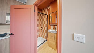 High End Brand New Rooms Available in Carlton Main Photo
