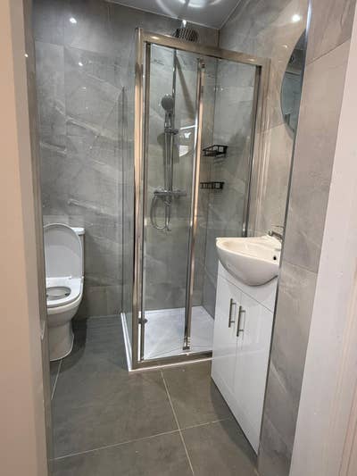 🏠 Private En-Suite Room with Separate Entrance  Main Photo