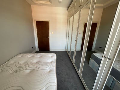 Double Room Extra Storage Clean & Quiet Flat  Main Photo
