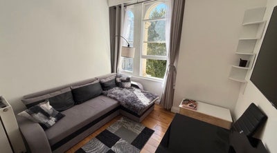 Cosy room in a 2-bed flat in Zone 1 Main Photo