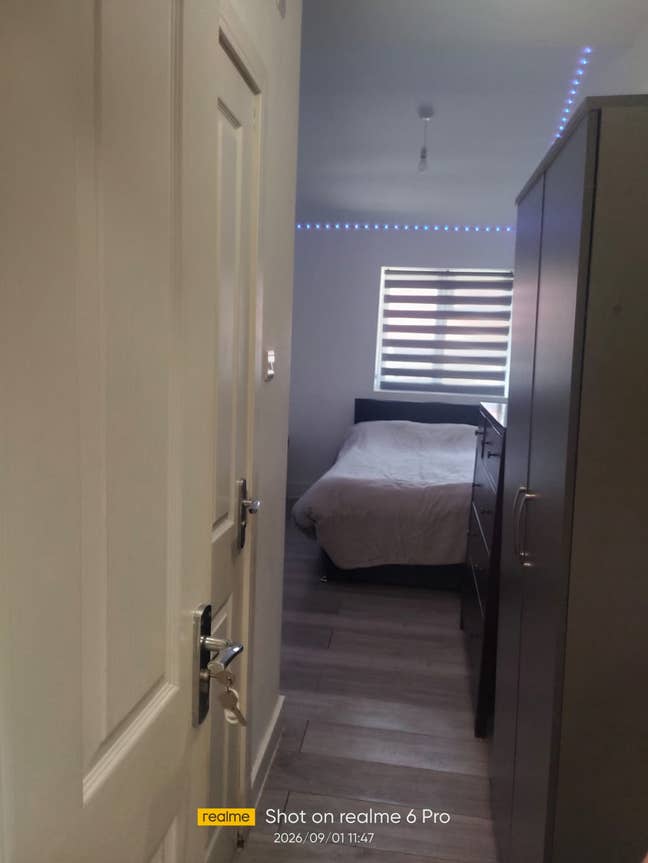 Spacious En-Suite Room Available SE12 0TG Main Photo