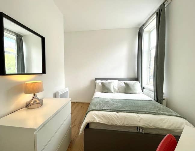 🐬E1-Zone 1/2 - Fantastic Double Room🐬 Main Photo