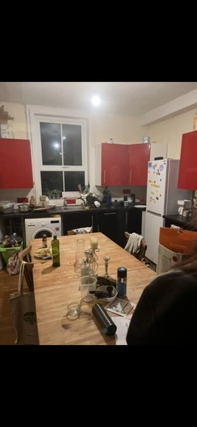 Looking for 2 Housemates to join our Student House Main Photo