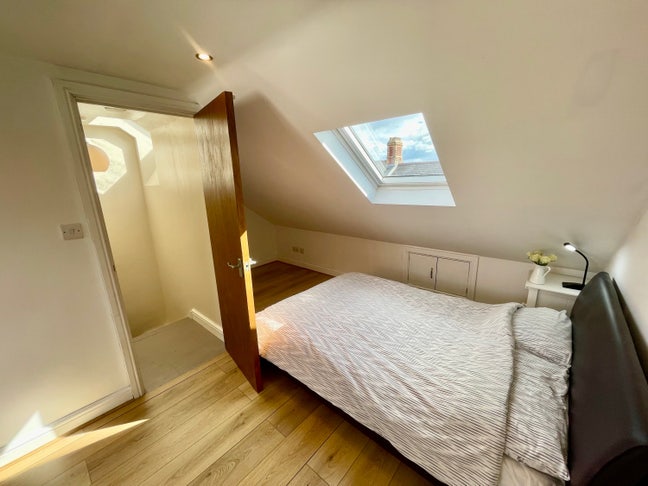 En-suite attic conversion in Canton  Main Photo