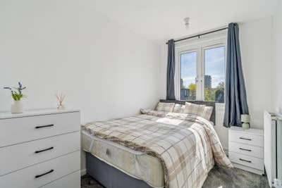 Lovely Rooms in Abbey Wood | Bills Included Main Photo