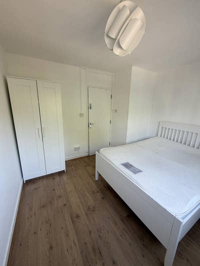 Room near Oval station, outside terrace! (5Ram) Main Photo