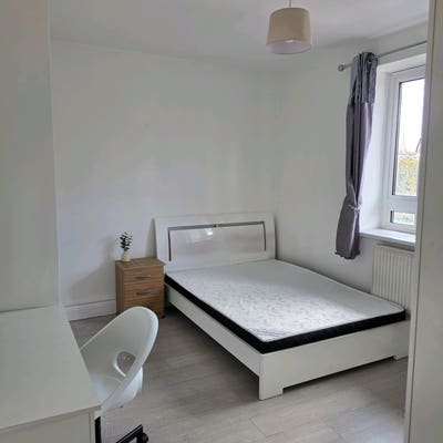 Fabulous 3-Bedroom Flat near Tower Bridge Main Photo
