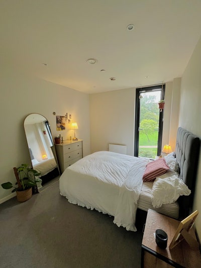 Bright double room with park view in Noma  Main Photo