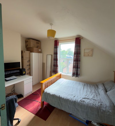 Double Room in Chorlton Available Main Photo