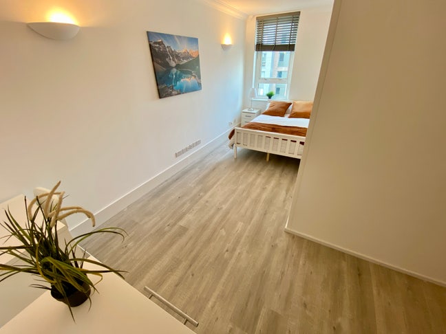 Crossharbour E14 | Master Rooms |Ava Now + 14 Sept Main Photo