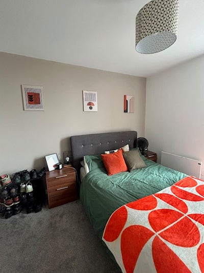 Double room in Salford with private bathroom  Main Photo