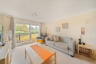 Family Friendly Flat in Bromley South Free Parking Main Photo