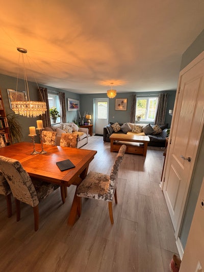 Spacious Double Room in house  Main Photo