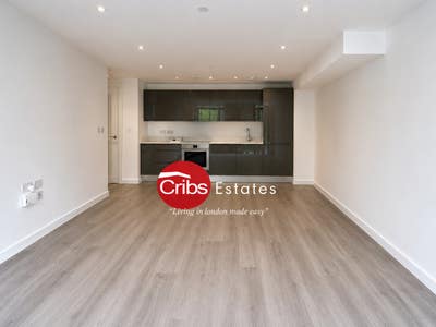 1 Bedroom Flat in Wallington SM6 - Brand New Main Photo