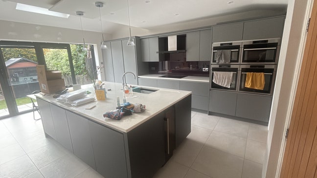 Double room in Kenton with good transport links Main Photo