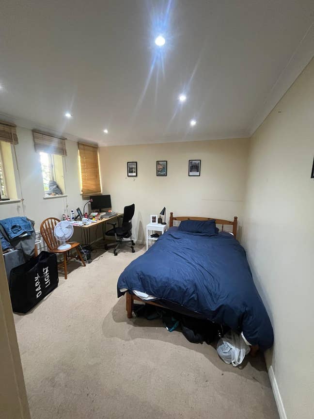 Spacious double room to rent in Canada Water Main Photo