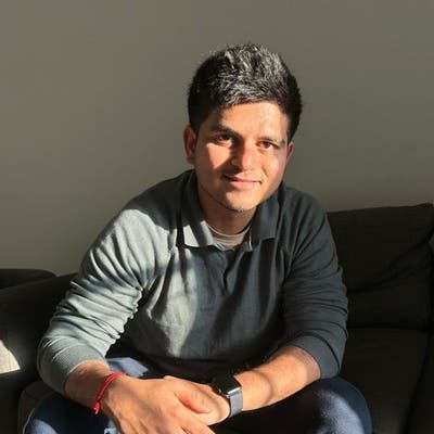27 year old Male seeks a double room Main Photo