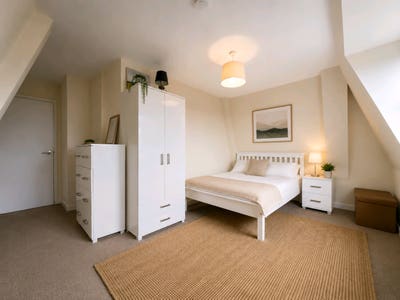 🏡Modern Double Room |Acton Town| Amazing Views 🌆 Main Photo