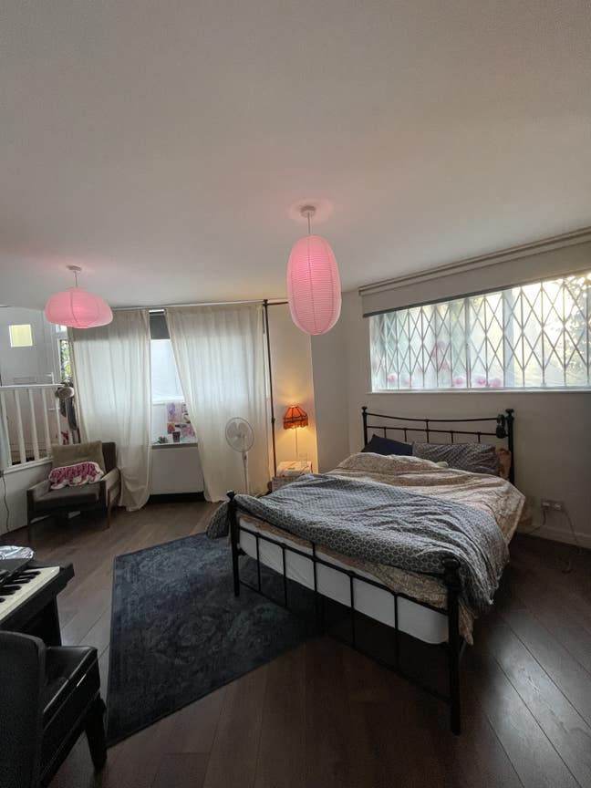 Shoreditch 2-bed House - Large Double Room Main Photo