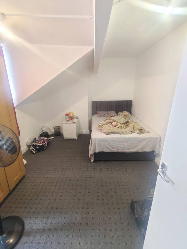 Room for rent  Main Photo