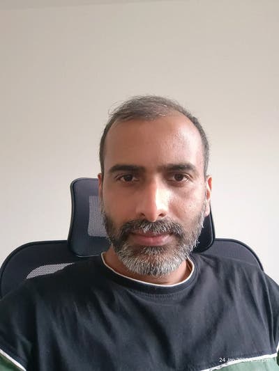 Professional Male seeks a single or double room Main Photo