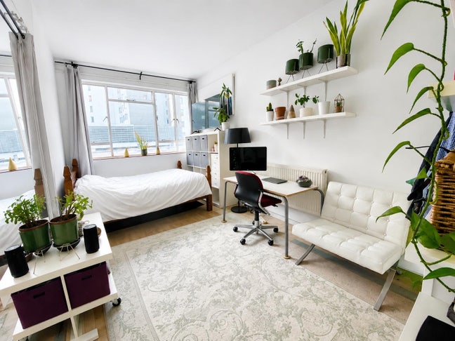 Aldgate East, Brick Lane, Shoreditch, Zone 1 Main Photo